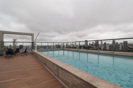 Studio à venda com 27m², 1 quarto e sem vagaÁrea comum - Piscina