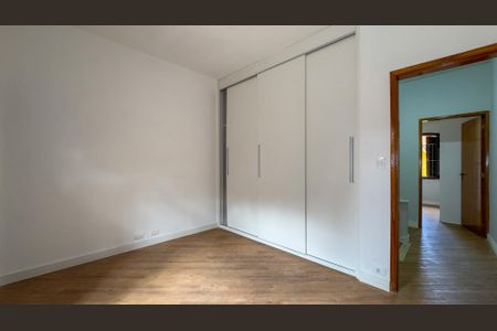 Casa para alugar com 100m², 2 quartos e 2 vagas Casa para alugar com 100m², 2 quartos e 2 vagasQuarto Suíte