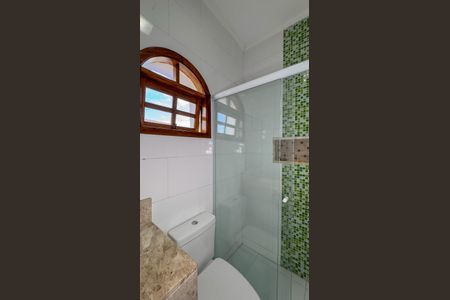 Casa para alugar com 100m², 2 quartos e 2 vagas Casa para alugar com 100m², 2 quartos e 2 vagasBanheiro da Suíte 2