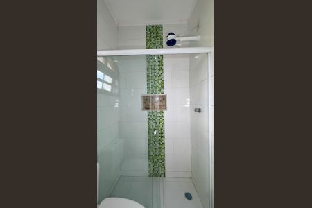 Casa para alugar com 100m², 2 quartos e 2 vagas Casa para alugar com 100m², 2 quartos e 2 vagasBanheiro da Suíte 2