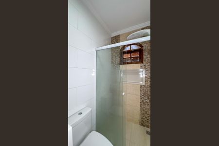 Casa para alugar com 100m², 2 quartos e 2 vagas Casa para alugar com 100m², 2 quartos e 2 vagasBanheiro da Suíte 1