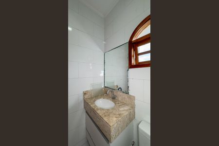 Casa para alugar com 100m², 2 quartos e 2 vagas Casa para alugar com 100m², 2 quartos e 2 vagasBanheiro da Suíte 2