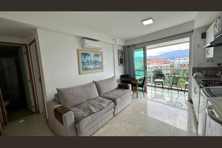 Apartamento à venda com 45m², 1 quarto e 1 vaga Apartamento à venda com 45m², 1 quarto e 1 vagaSala