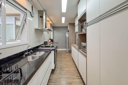 Apartamento à venda com 127m², 3 quartos e 2 vagasCozinha