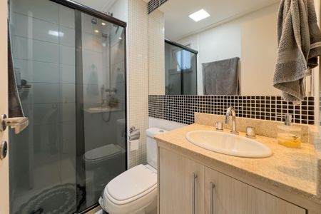 Apartamento à venda com 127m², 3 quartos e 2 vagasBanheiro da Suíte 1