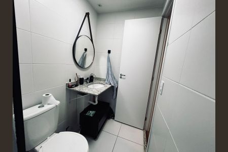 Banheiro de apartamento à venda com 1 quarto, 24m² em Pompeia, São Paulo