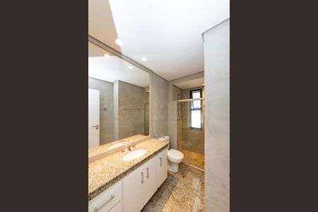 Apartamento para alugar com 140m², 4 quartos e 3 vagasBanheiro Social