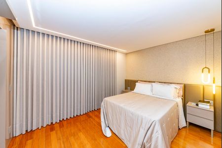 Apartamento para alugar com 140m², 4 quartos e 3 vagasSuíte