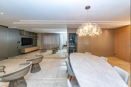 Apartamento para alugar com 140m², 4 quartos e 3 vagasSala