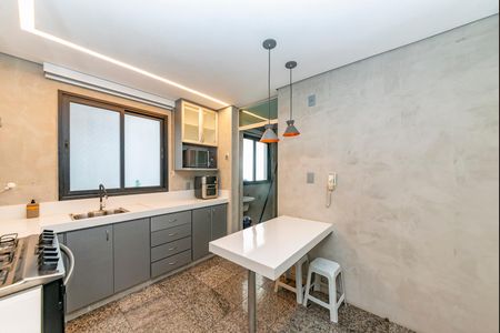 Apartamento para alugar com 140m², 4 quartos e 3 vagasCozinha