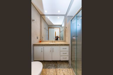 Apartamento para alugar com 140m², 4 quartos e 3 vagasBanheiro da Suíte