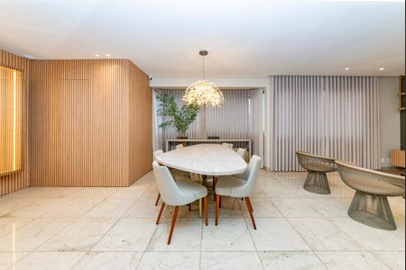 Apartamento para alugar com 140m², 4 quartos e 3 vagasSala
