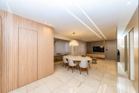 Apartamento para alugar com 140m², 4 quartos e 3 vagasSala