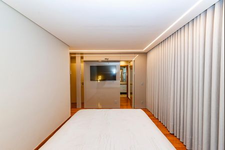 Apartamento para alugar com 140m², 4 quartos e 3 vagasSuíte