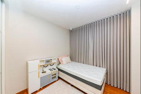 Apartamento para alugar com 140m², 4 quartos e 3 vagasQuarto 2