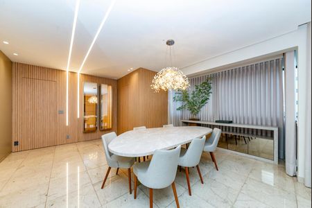 Apartamento para alugar com 140m², 4 quartos e 3 vagasSala