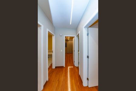 Apartamento para alugar com 140m², 4 quartos e 3 vagasCorredor