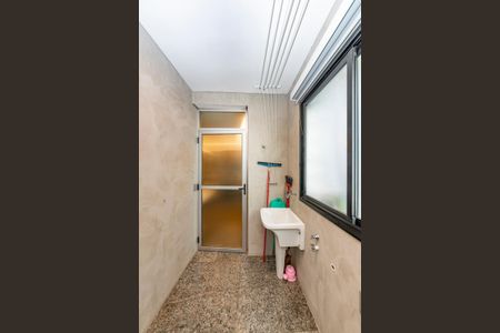 Apartamento para alugar com 140m², 4 quartos e 3 vagasÁrea de Serviço