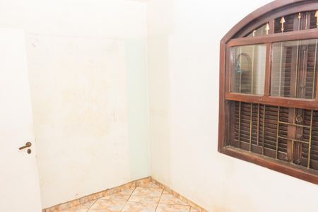 Casa à venda com 156m², 3 quartos e 2 vagasQuarto 2