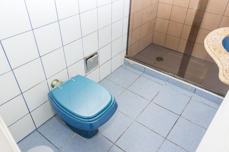 Casa à venda com 156m², 3 quartos e 2 vagasBanheiro