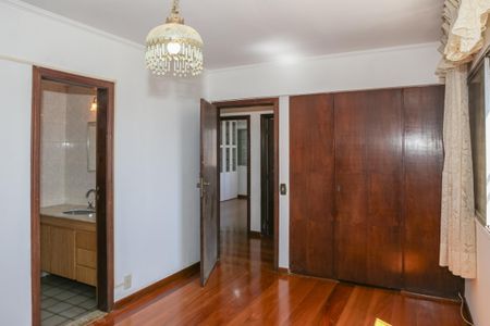 Apartamento para alugar com 150m², 3 quartos e 1 vagaSuíte