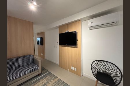 Apartamento à venda com 91m², 1 quarto e 1 vaga Apartamento à venda com 91m², 1 quarto e 1 vagaSala