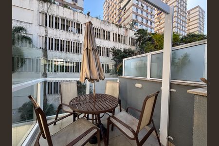 Apartamento à venda com 91m², 1 quarto e 1 vaga Apartamento à venda com 91m², 1 quarto e 1 vagaCobertura