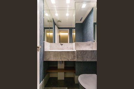 Apartamento à venda com 138m², 2 quartos e 2 vagas Apartamento à venda com 138m², 2 quartos e 2 vagasLavabo