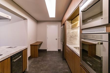 Apartamento à venda com 138m², 2 quartos e 2 vagas Apartamento à venda com 138m², 2 quartos e 2 vagasCozinha