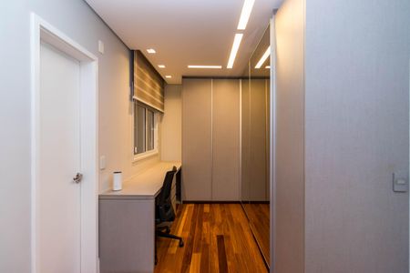 Apartamento à venda com 138m², 2 quartos e 2 vagas Apartamento à venda com 138m², 2 quartos e 2 vagasSuíte 2