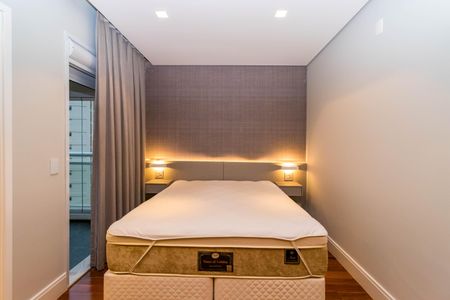 Apartamento à venda com 138m², 2 quartos e 2 vagas Apartamento à venda com 138m², 2 quartos e 2 vagasSuíte 2