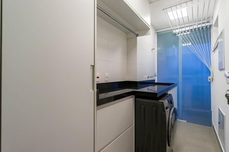 Apartamento à venda com 138m², 2 quartos e 2 vagas Apartamento à venda com 138m², 2 quartos e 2 vagasÁrea de Serviço