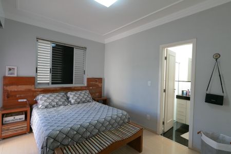 Apartamento à venda com 161m², 3 quartos e 2 vagasSuíte 1 