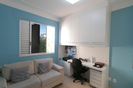 Apartamento à venda com 161m², 3 quartos e 2 vagasQuarto 