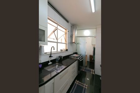 Apartamento à venda com 161m², 3 quartos e 2 vagasCozinha