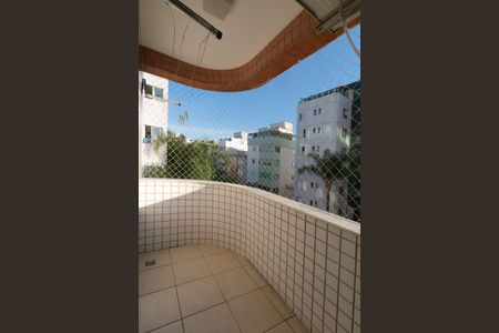 Apartamento à venda com 161m², 3 quartos e 2 vagasSuíte 1 Varanda