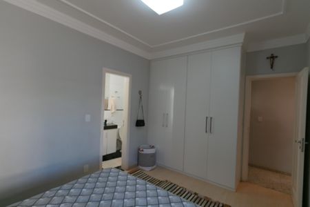 Apartamento à venda com 161m², 3 quartos e 2 vagasSuíte 1 