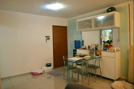 Apartamento para alugar com 69m², 2 quartos e 2 vagasSala