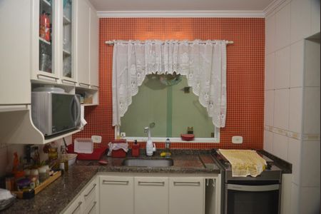 Apartamento para alugar com 69m², 2 quartos e 2 vagasCozinha