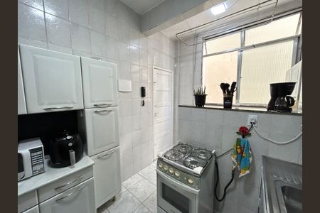Apartamento à venda com 60m², 2 quartos e 1 vagaCozinha