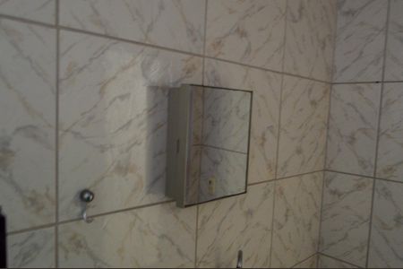 Casa de condomínio à venda com 160m², 4 quartos e 2 vagasBanheiro