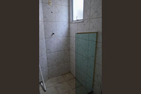 Casa de condomínio à venda com 160m², 4 quartos e 2 vagasBanheiro
