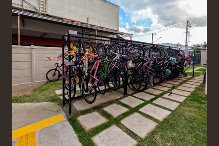 Apartamento à venda com 33m², 2 quartos e 1 vagaÁrea comum