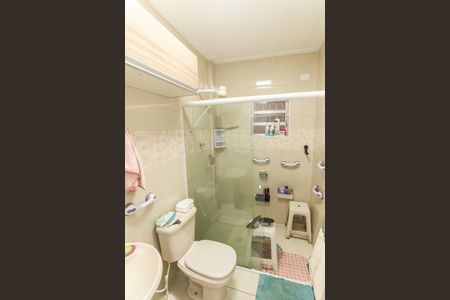 Casa à venda com 174m², 2 quartos e 2 vagasBanheiro