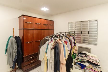 Casa à venda com 174m², 2 quartos e 2 vagasQuarto 1