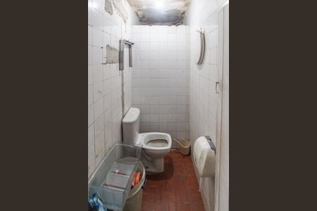 Casa à venda com 174m², 2 quartos e 2 vagasÁrea de Serviço - Banheiro