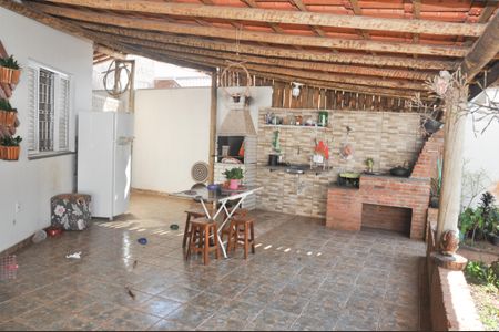 Casa à venda com 478m², 3 quartos e 4 vagasÁrea Externa