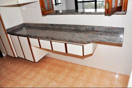 Apartamento à venda com 84m², 3 quartos e 2 vagasCozinha