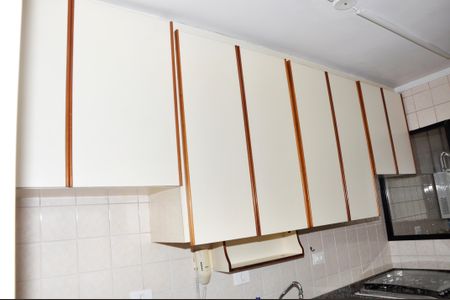 Apartamento à venda com 84m², 3 quartos e 2 vagasCozinha