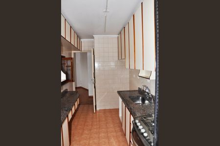Apartamento à venda com 84m², 3 quartos e 2 vagasCozinha